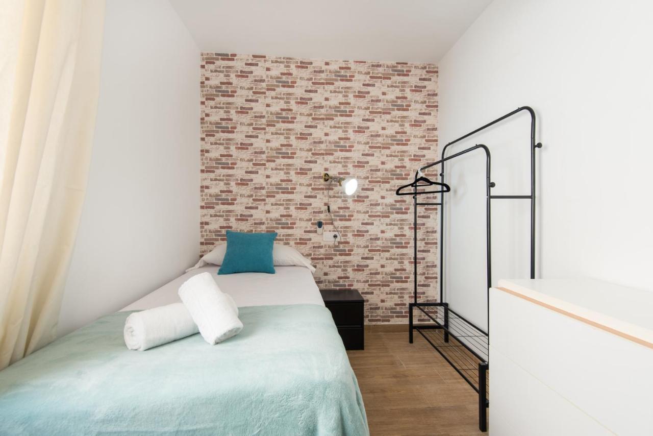 The 7Th Corner, Hugh Apartment Ideal For Groups Malaga Exterior photo